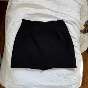 Abercrombie & Fitch Black Skort - size xs